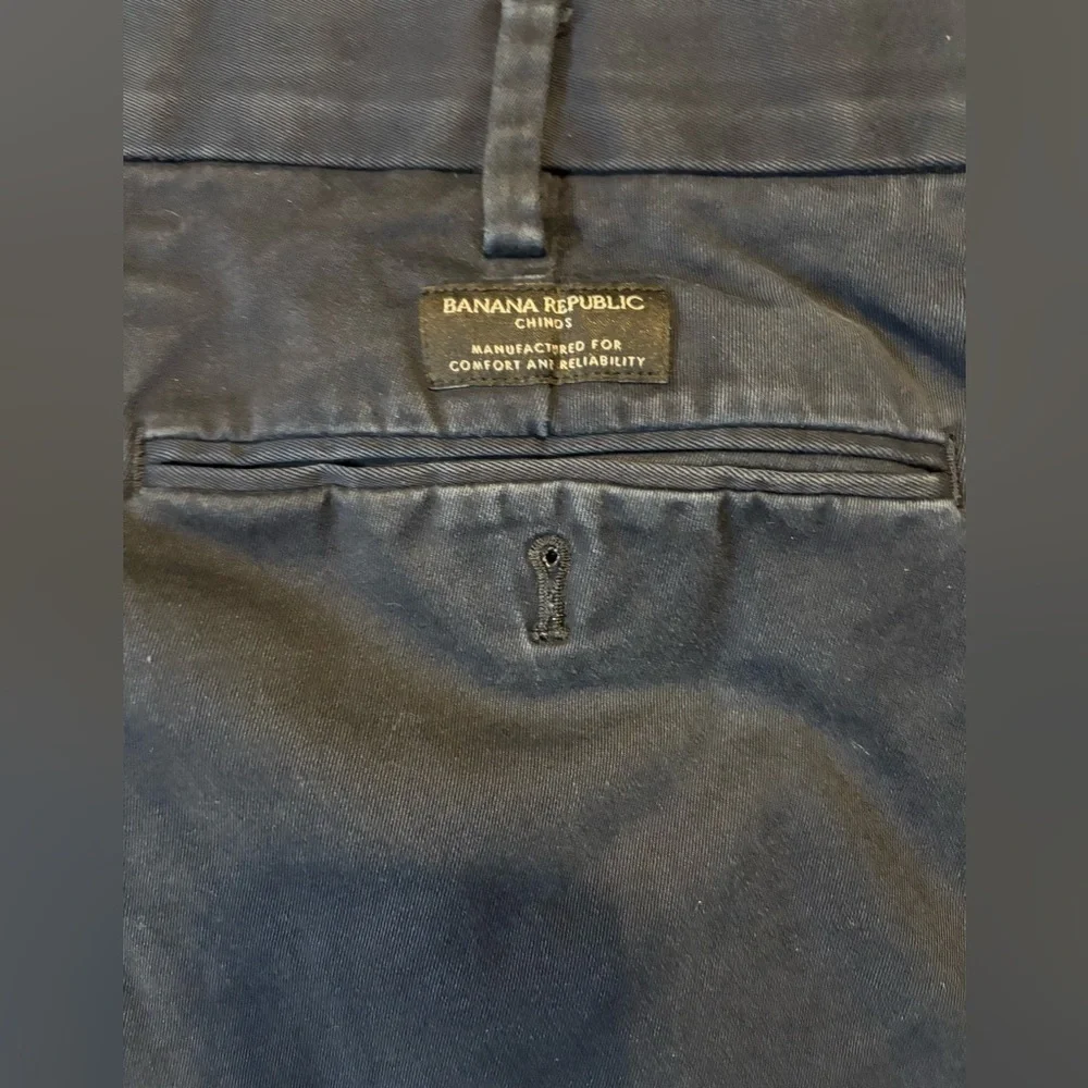 Banana Republic Men’s Size 38/32 Navy‎ Emerson Straight Fit Chino Pants